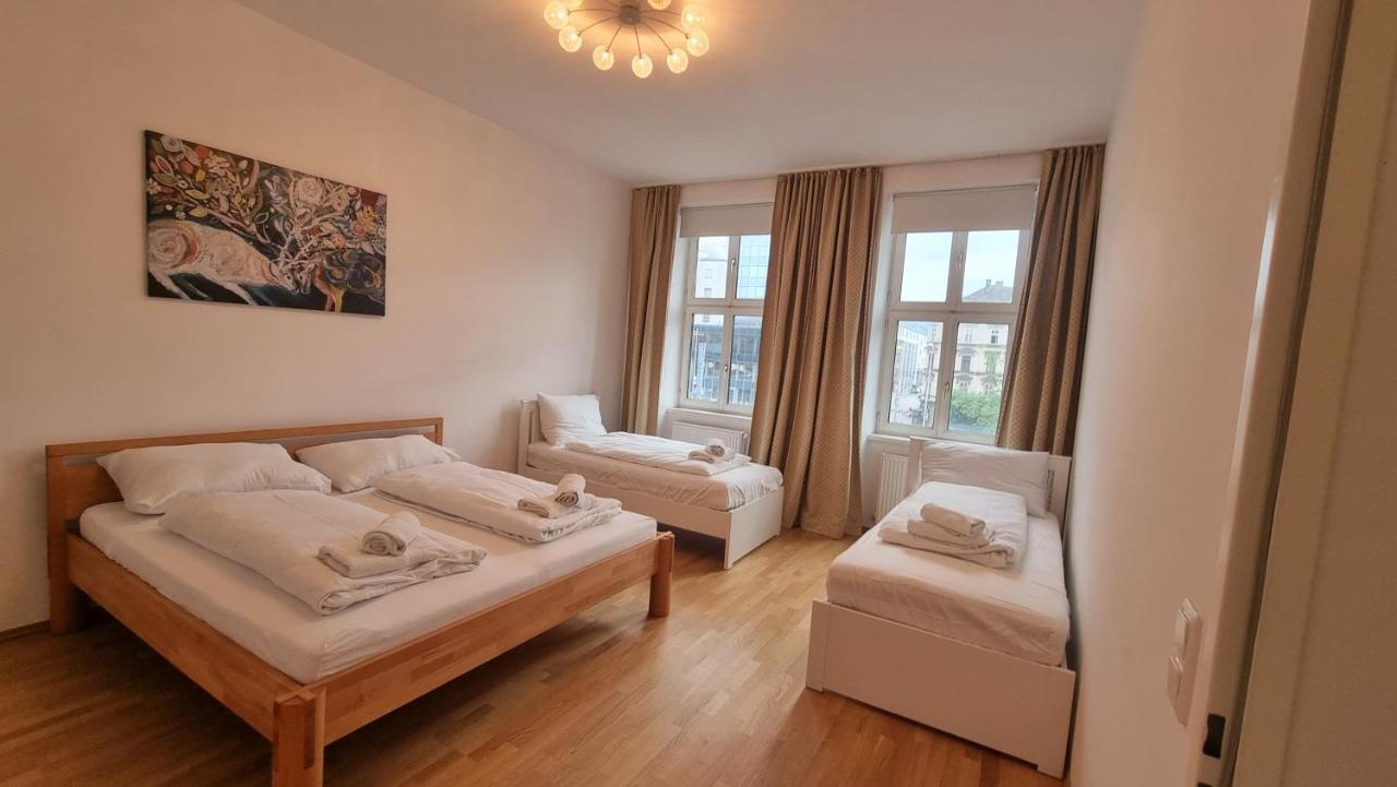 Sunny Apartment Next To Metro 1Br Viyana Dış mekan fotoğraf