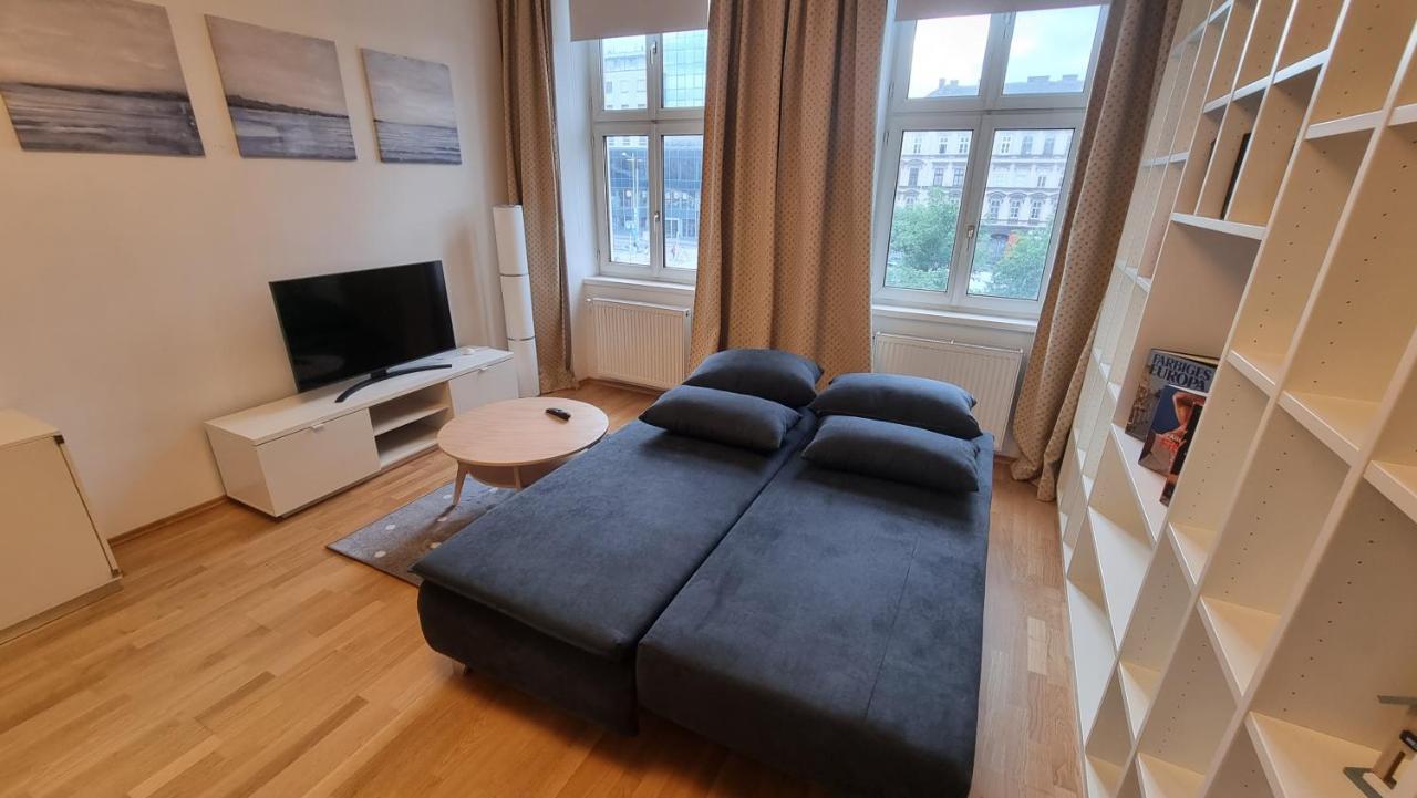 Sunny Apartment Next To Metro 1Br Viyana Dış mekan fotoğraf