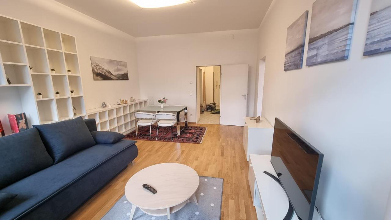Sunny Apartment Next To Metro 1Br Viyana Dış mekan fotoğraf